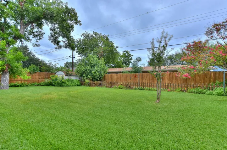 Don't miss the opportunity to make this your own little slice of paradise!