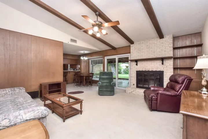 2200 Kenbridge Dr, Austin, Texas 78757