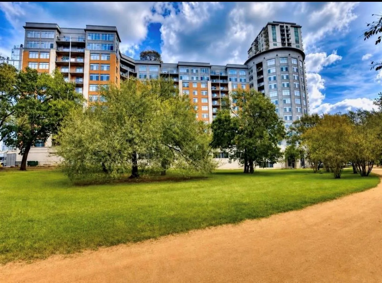 Photo of 54 RAINEY ST #608, Austin, TX, 78701