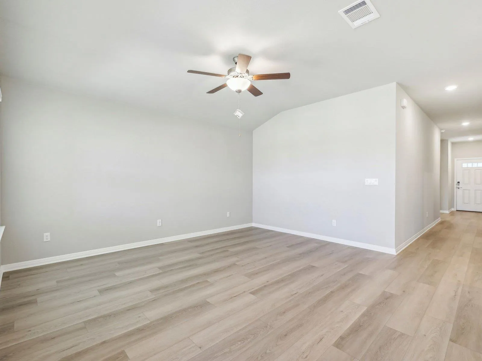 Photo 3 of 13311 RINDLE REACH DR