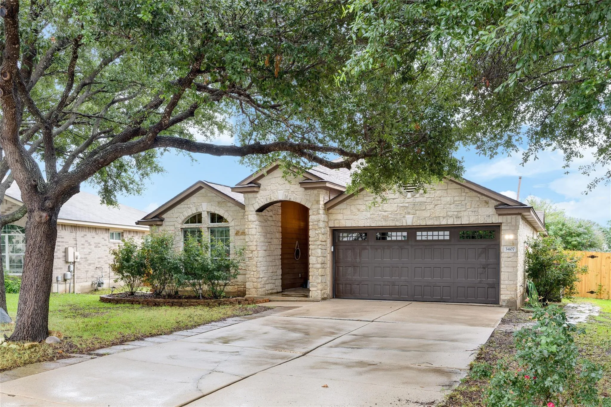 Photo 2 of 3407 SANDY KOUFAX LN