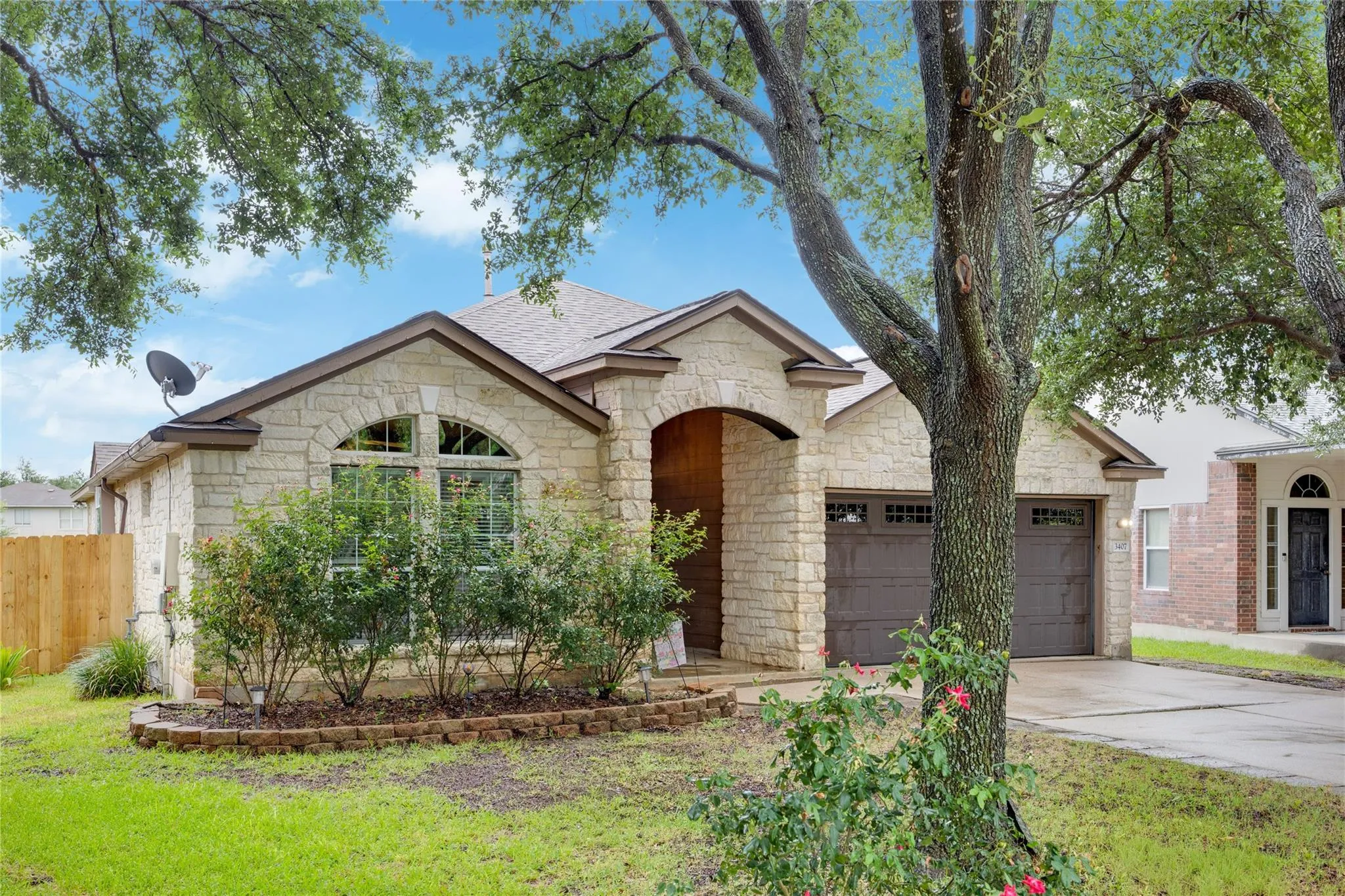 Photo 3 of 3407 SANDY KOUFAX LN