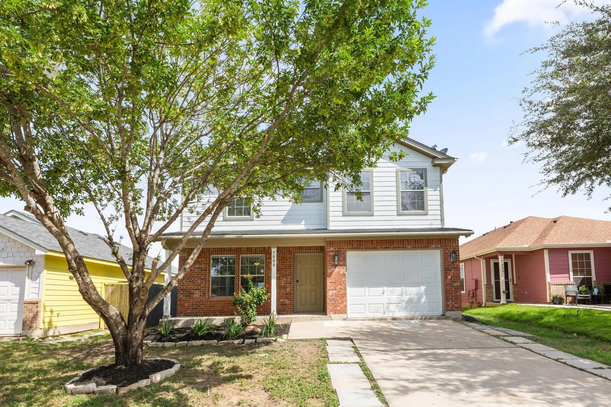 Photo 2 of 5008 IRVINE LN