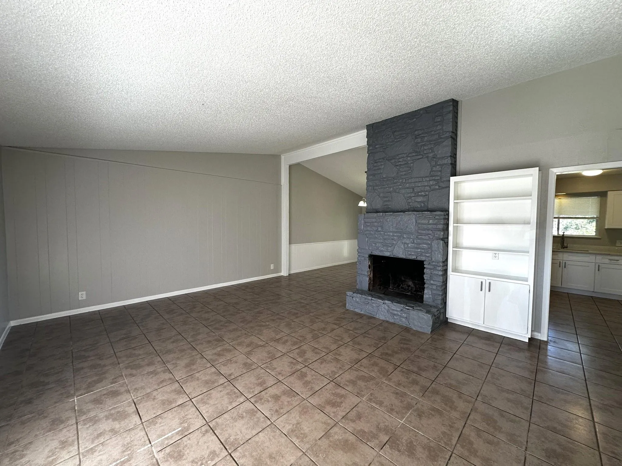 Photo 5 of 12310 WILLOW WILD DR