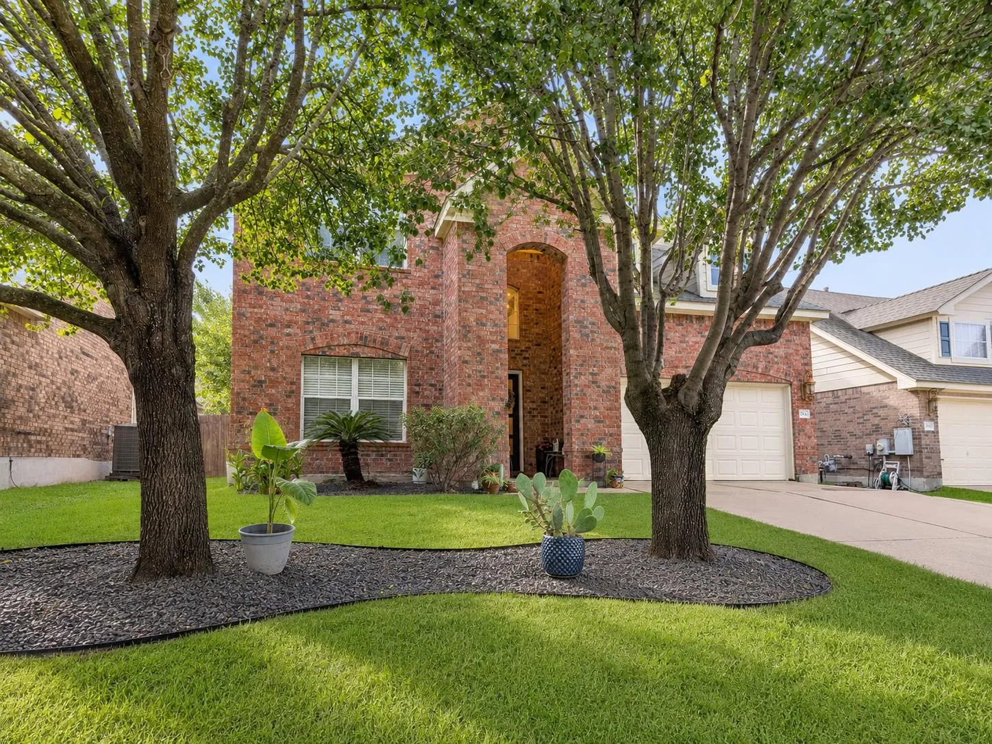 Photo 2 of 2844 MISSION TEJAS DR