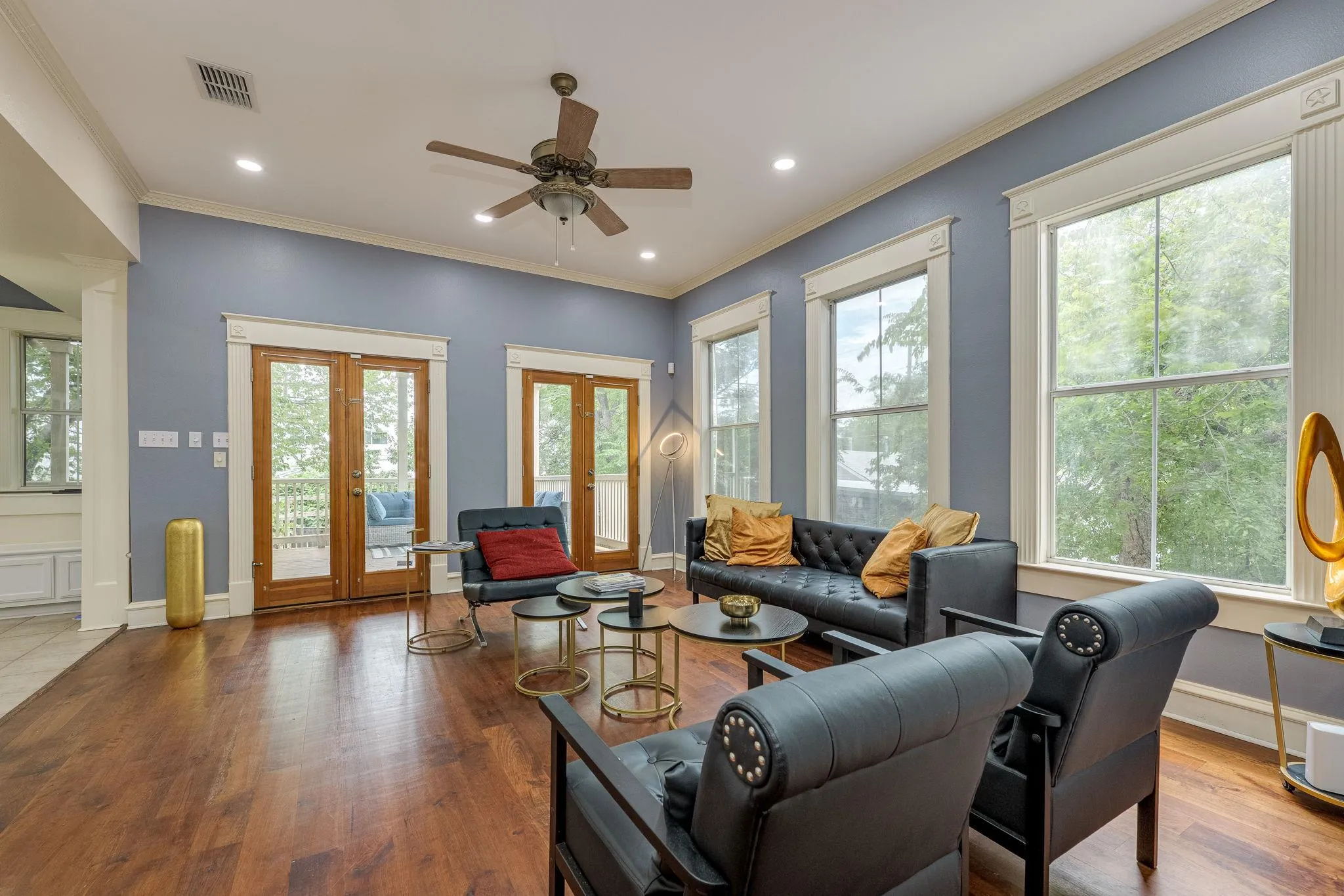 Photo 5 of 1153 SAN BERNARD ST