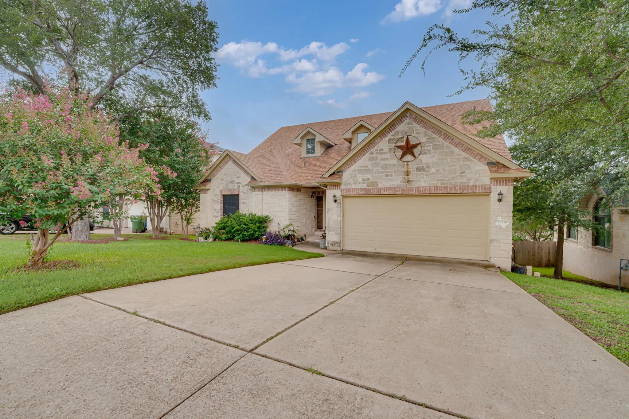 Photo of 3839 LAUREL RIDGE DR N, Round Rock, TX, 78665
