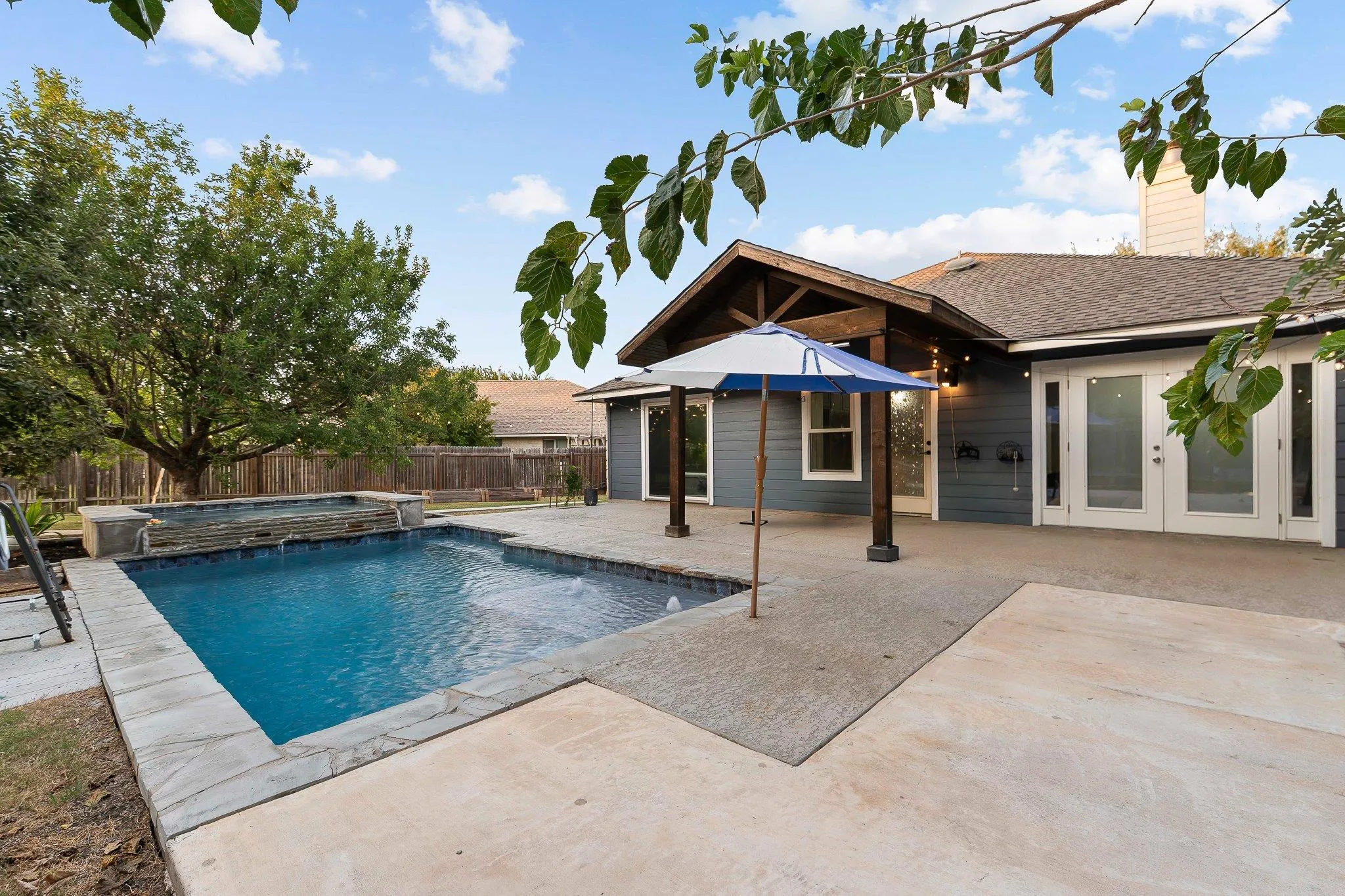 Photo 3 of 20428 RITA BLANCA CIR