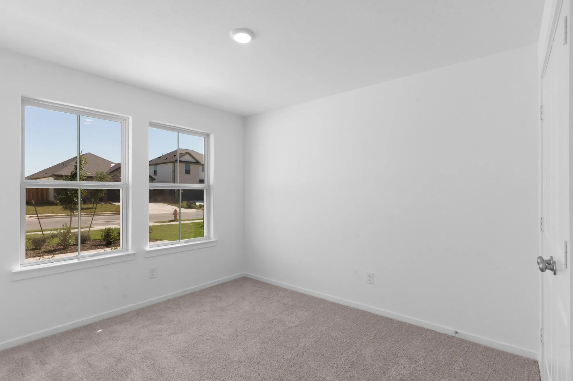 Photo 5 of 13808 RYAN RANGE LN