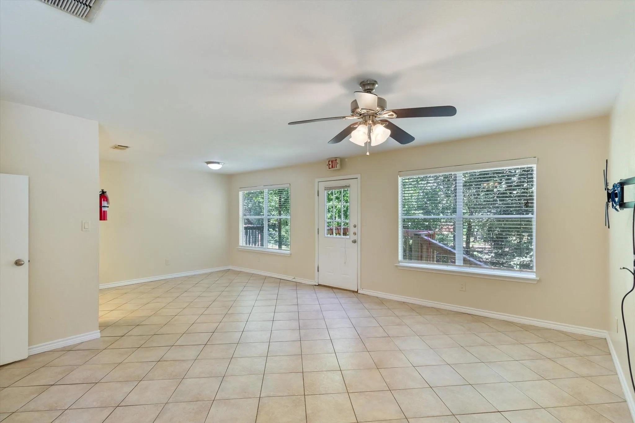 Photo 2 of 1013-1015 SAGEWOOD TRL #1013-1015