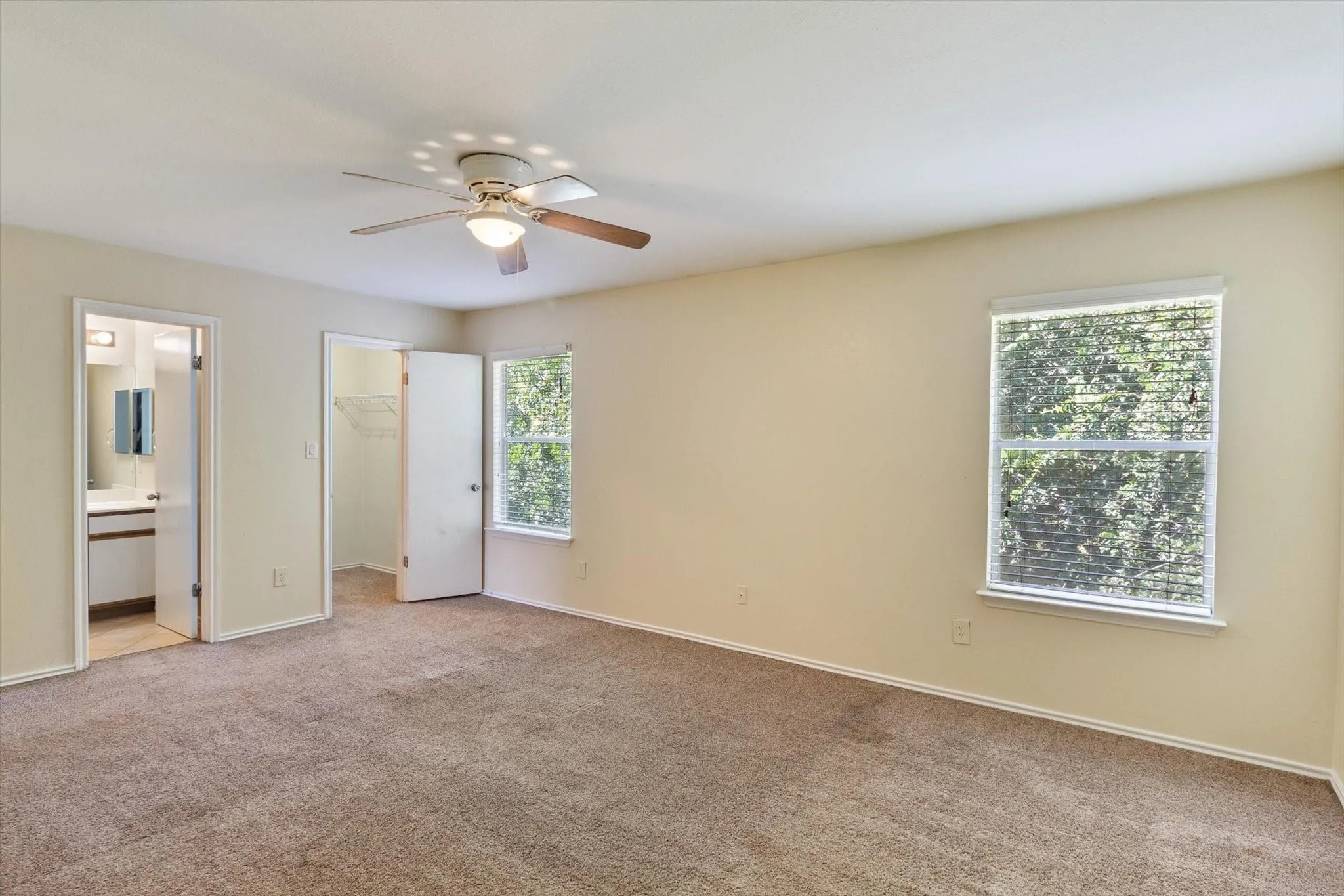 Photo 5 of 1013-1015 SAGEWOOD TRL #1013-1015