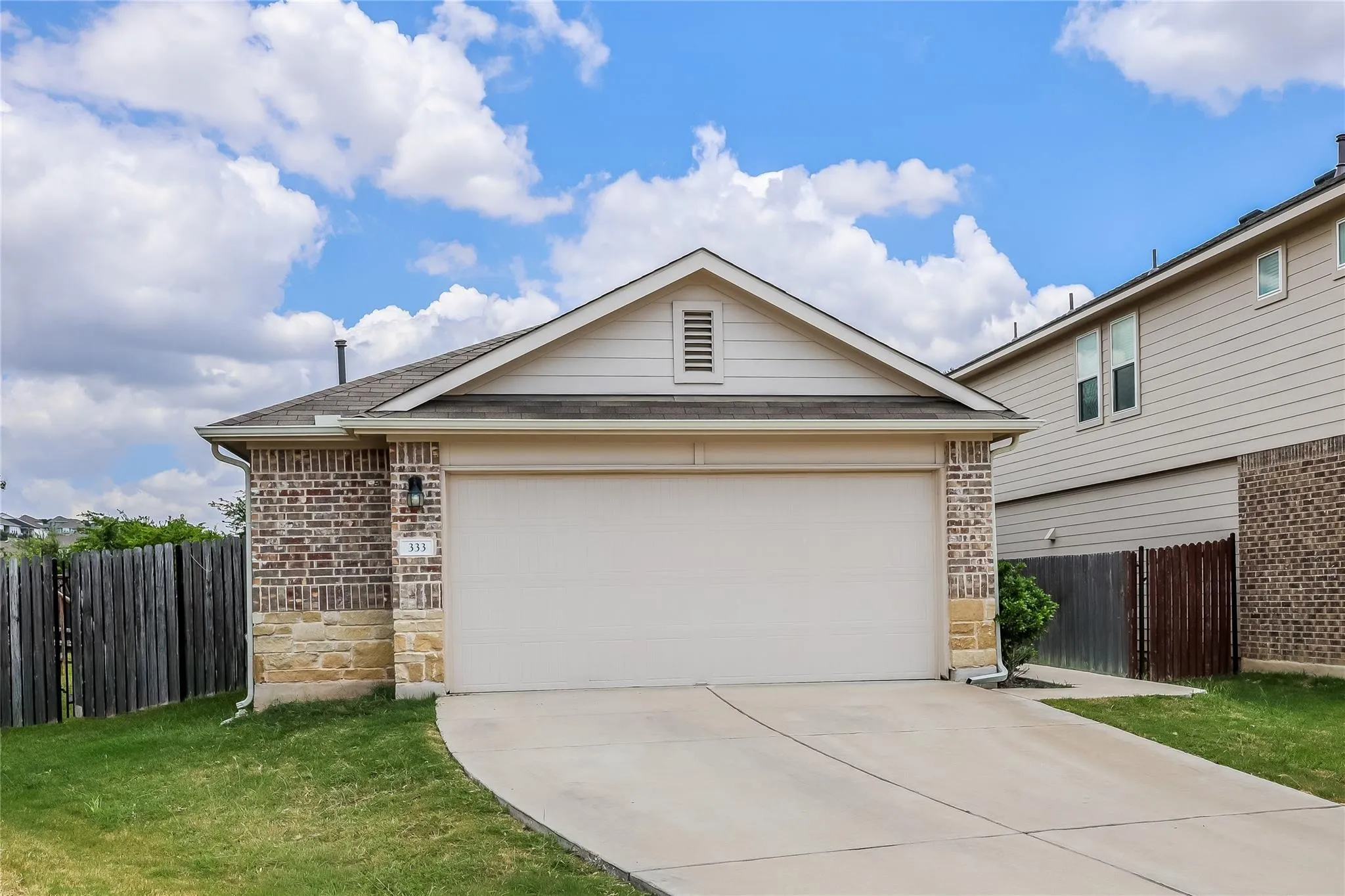 Photo 5 of 333 BLUE SAGE DR