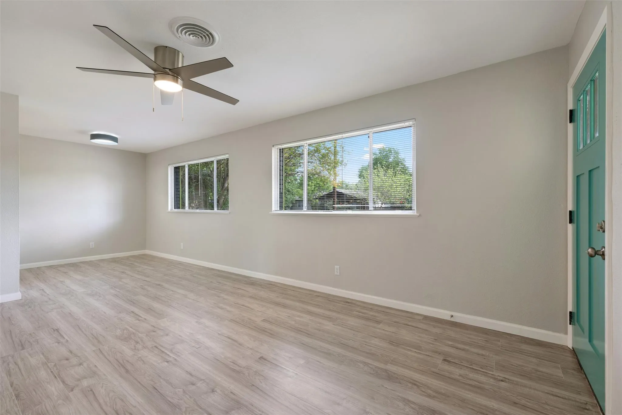 Photo 5 of 1513 BRAES RIDGE DR #B