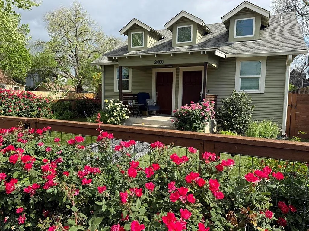 Photo of 2400 CANTERBURY ST, Austin, TX, 78702