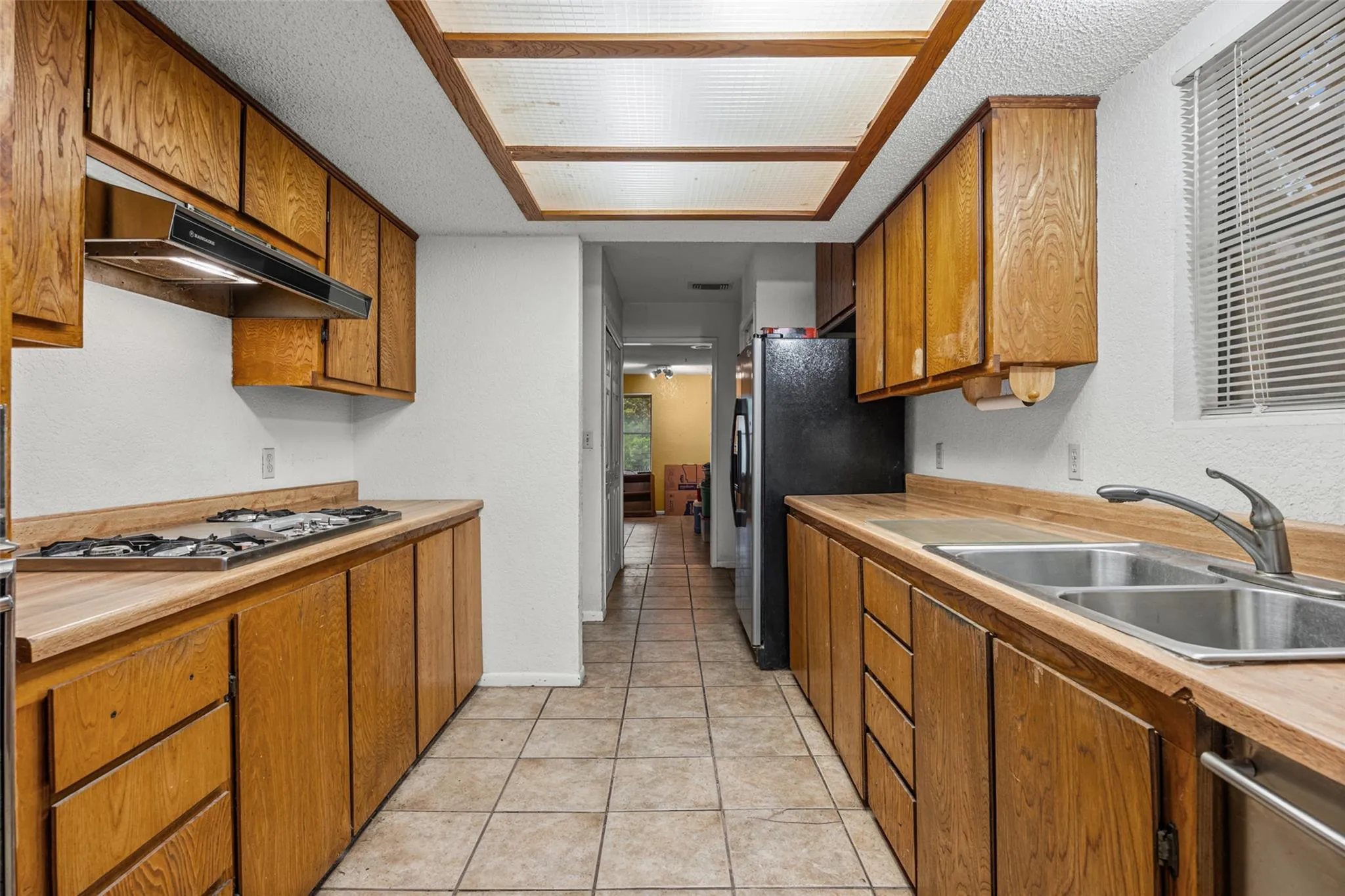 Photo 4 of 5311 AVISPA WAY