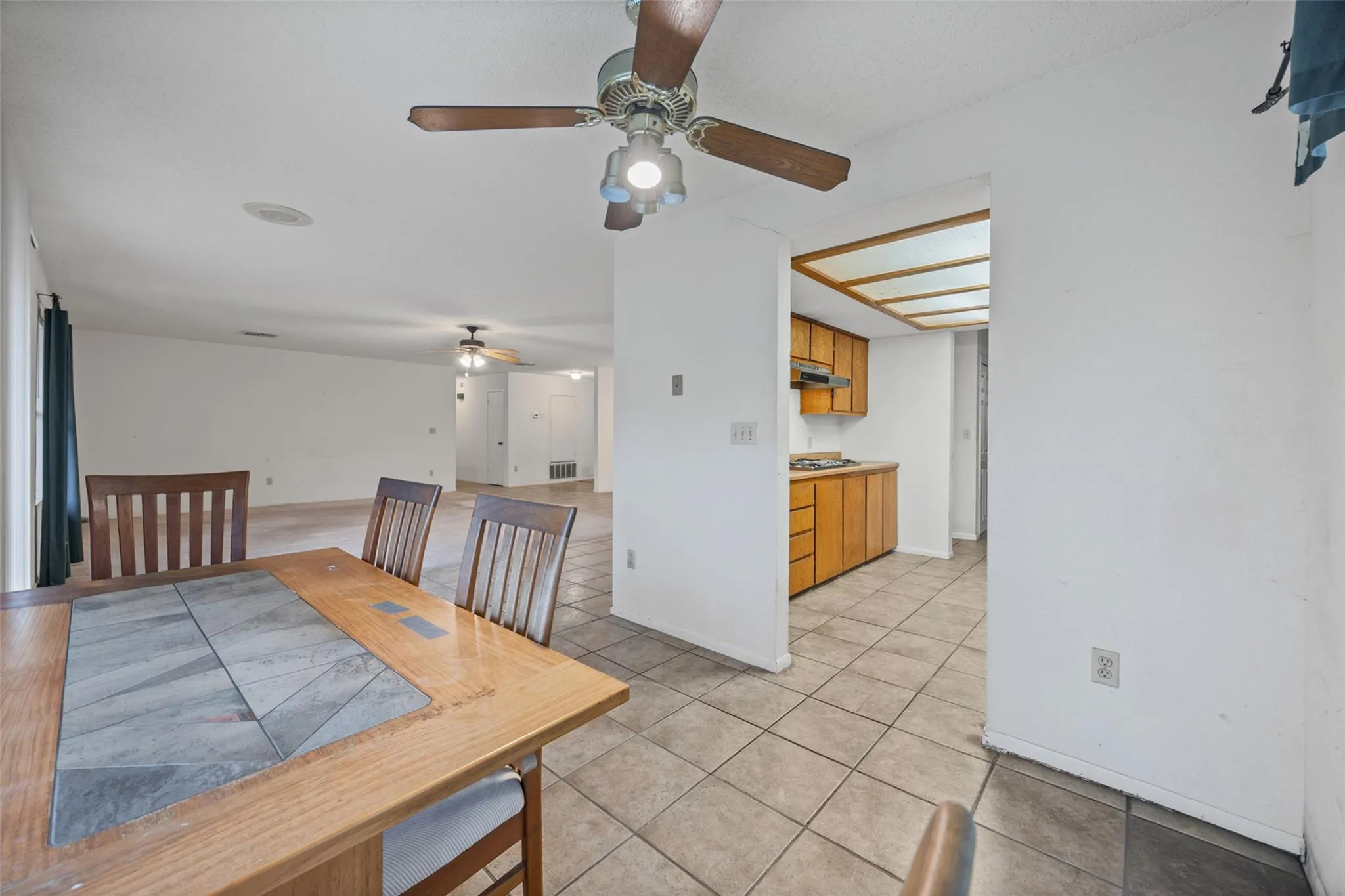 Photo 2 of 5311 AVISPA WAY