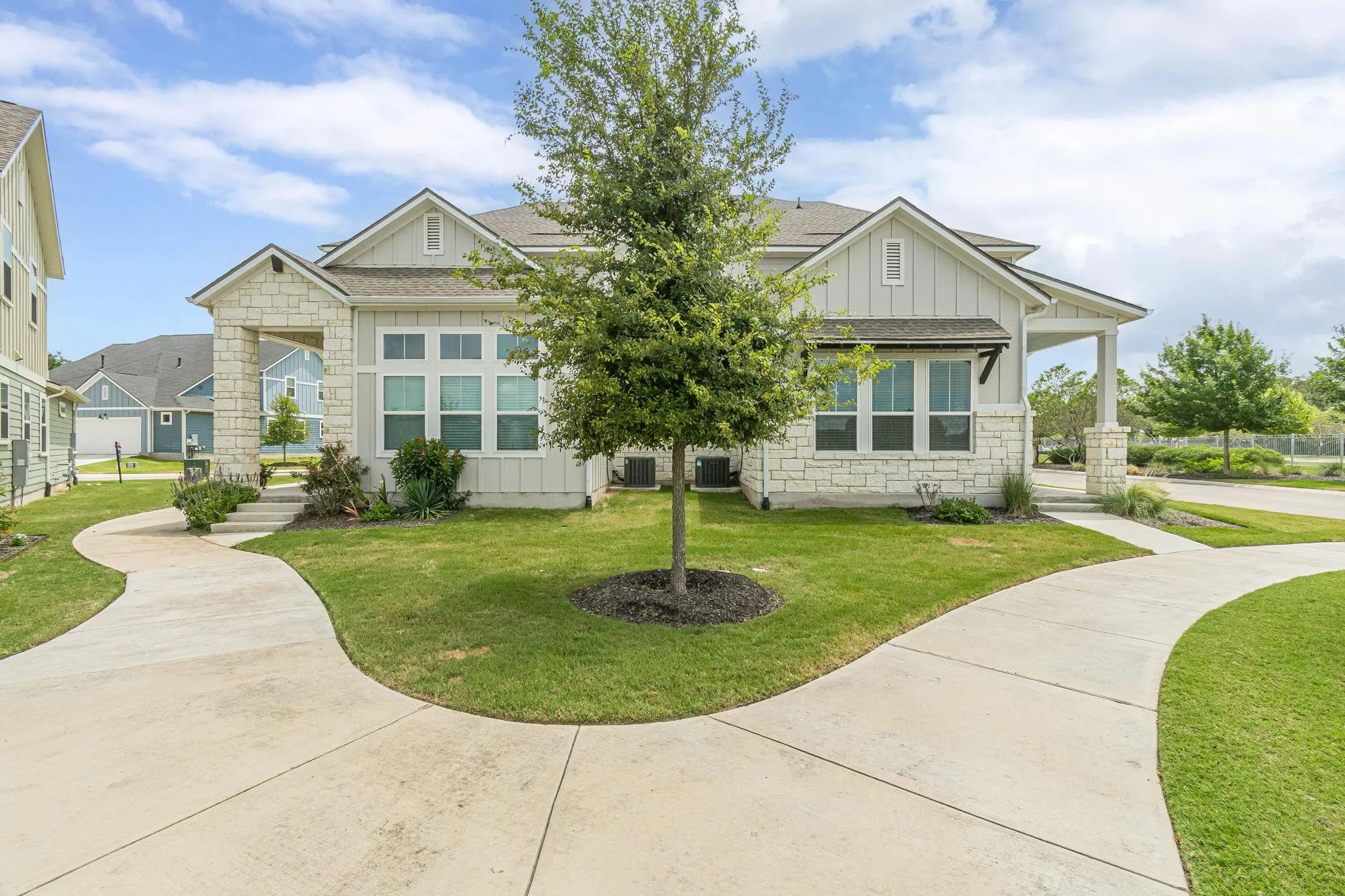 Photo 4 of 105 HARBORSIDE DR #101