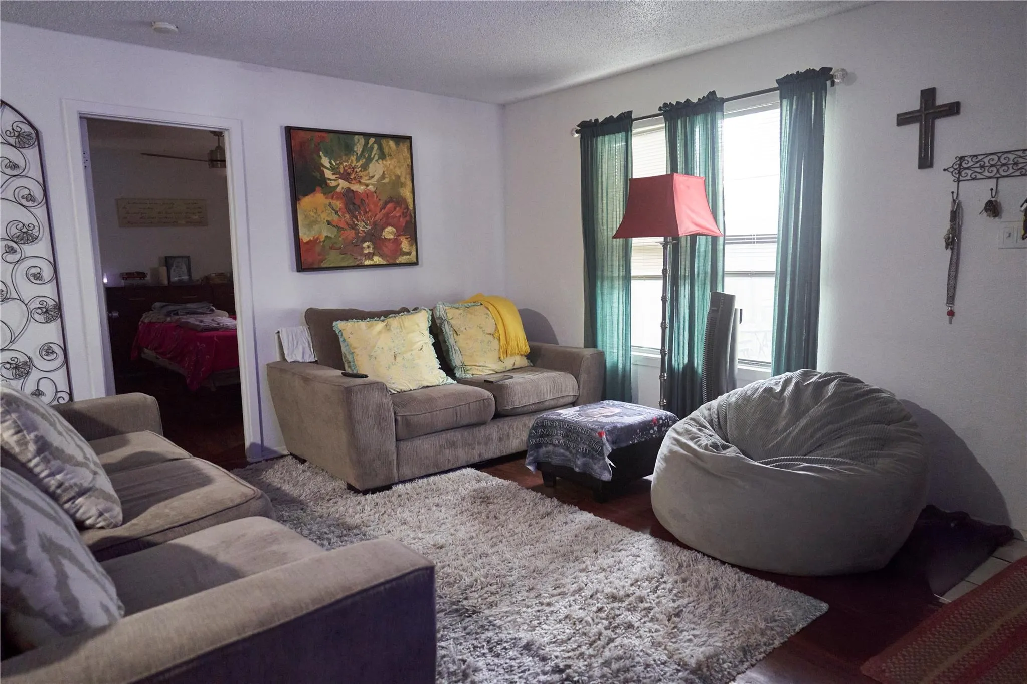 Photo 5 of 16001 STONEHAM CIR