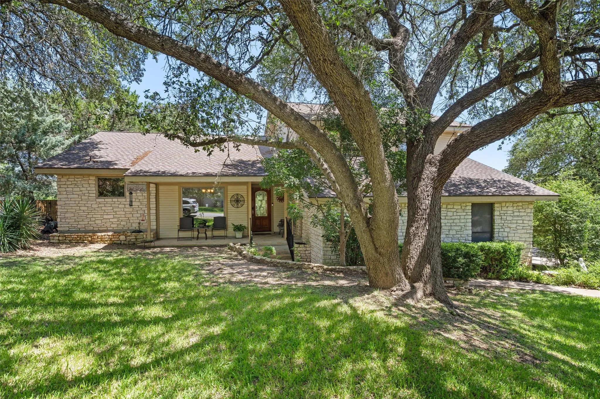 Photo of 104 EL NORTE CT, Lakeway, TX, 78734