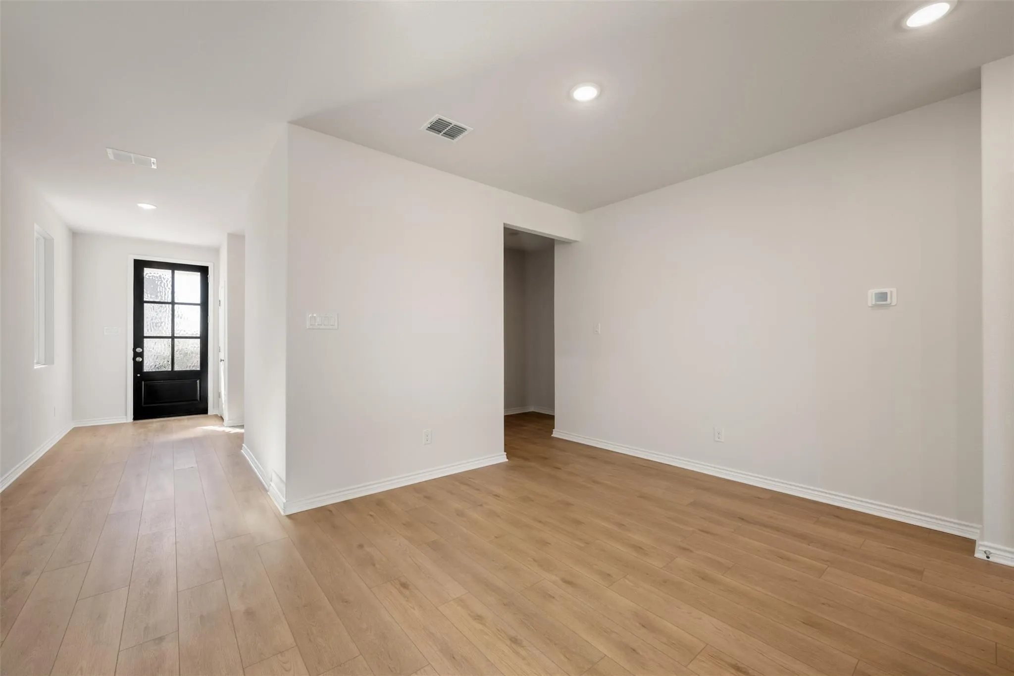 Photo 5 of 160 RANIER WAY