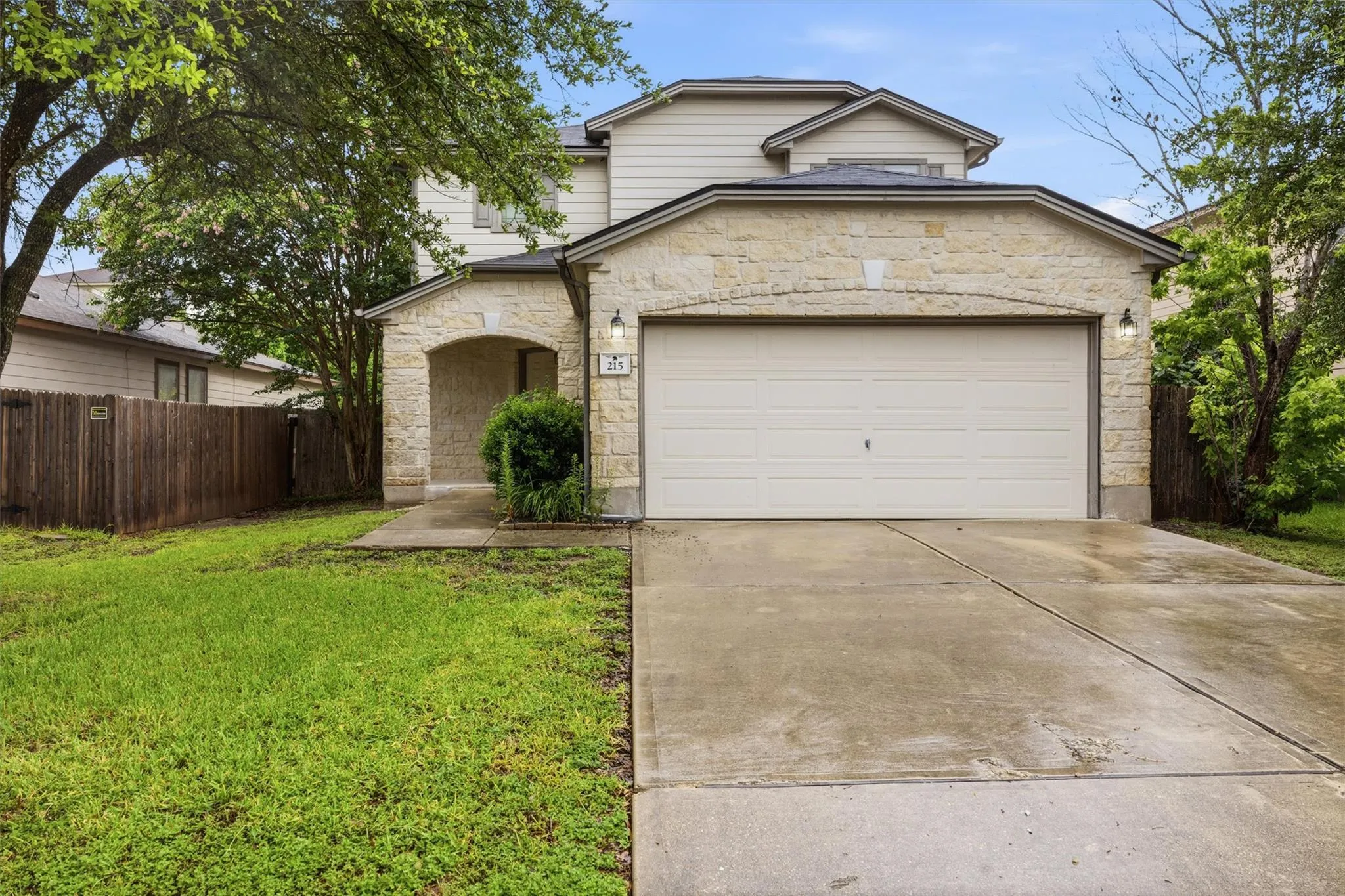 Photo of 215 MYRTLE ST, Kyle, TX, 78640