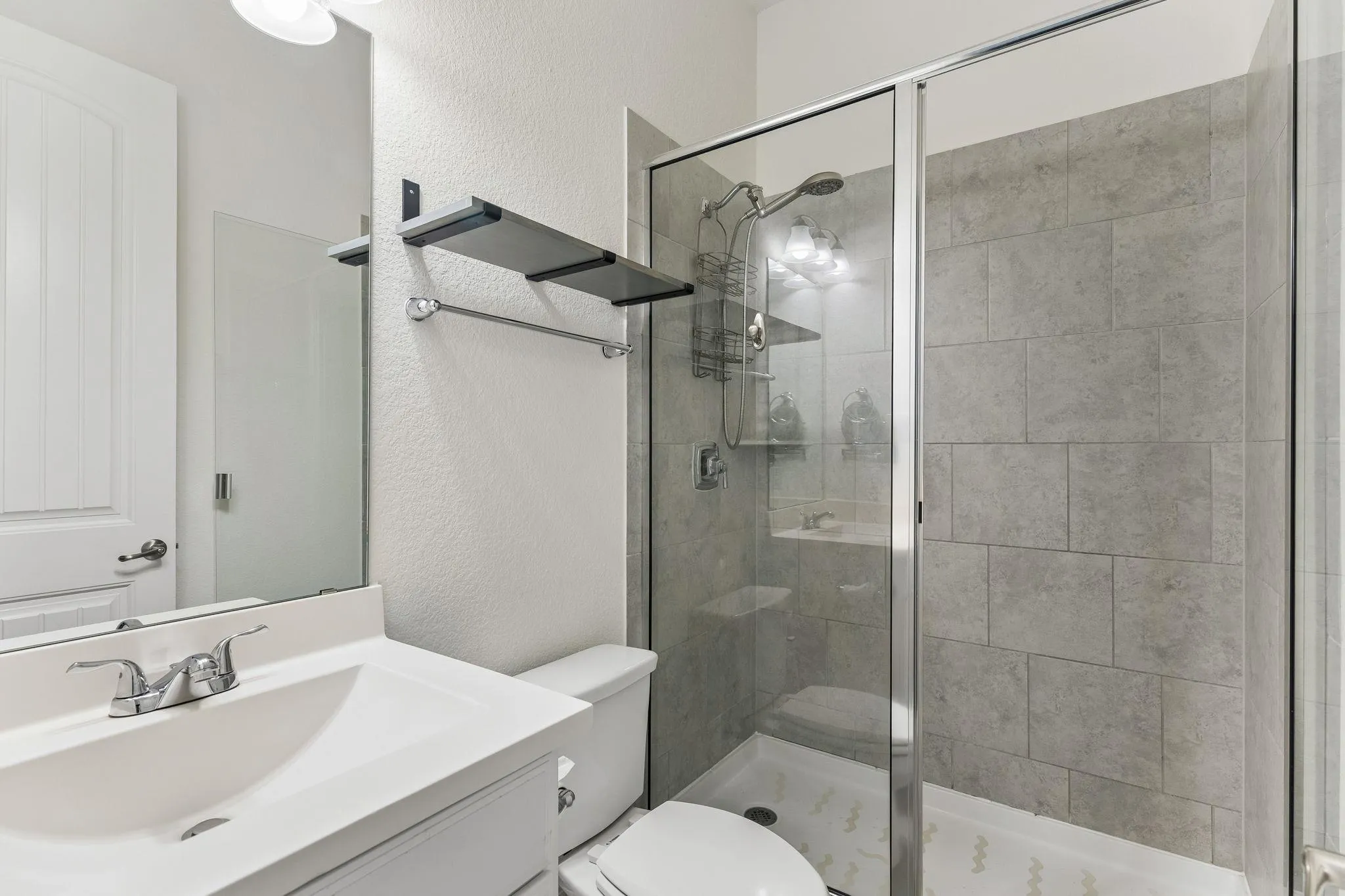 Photo 5 of 124 REDTAIL LN