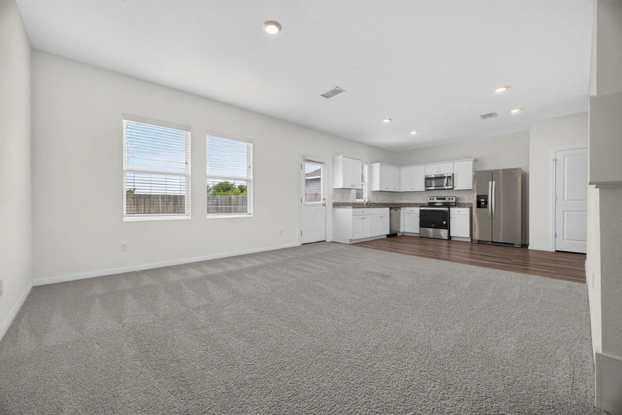 Photo 5 of 507 RED FISH LN