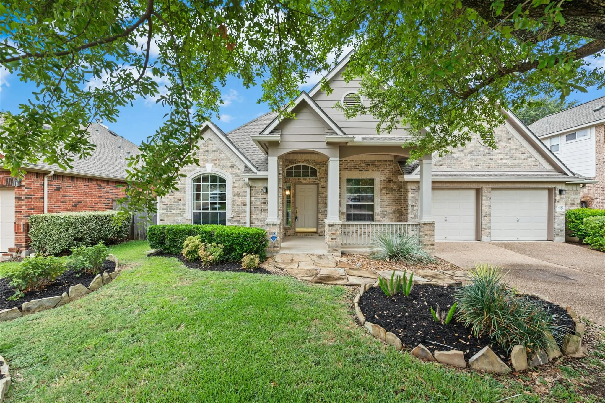 Photo of 4212 MEADOW VISTA LN, Round Rock, TX, 78665
