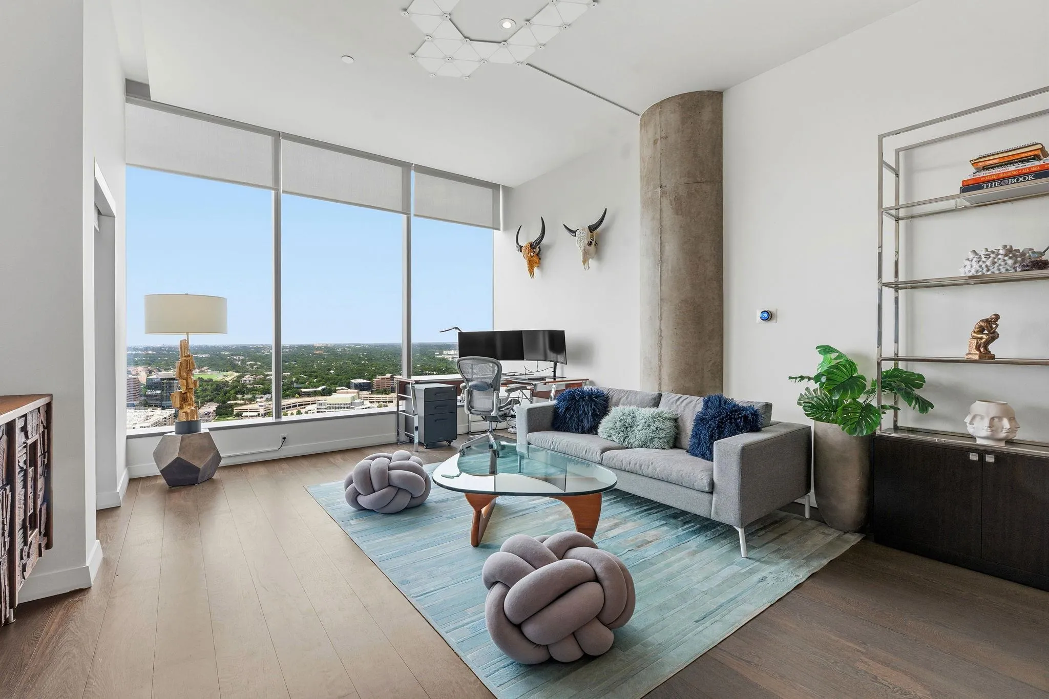 Photo 3 of 210 LAVACA ST #2803