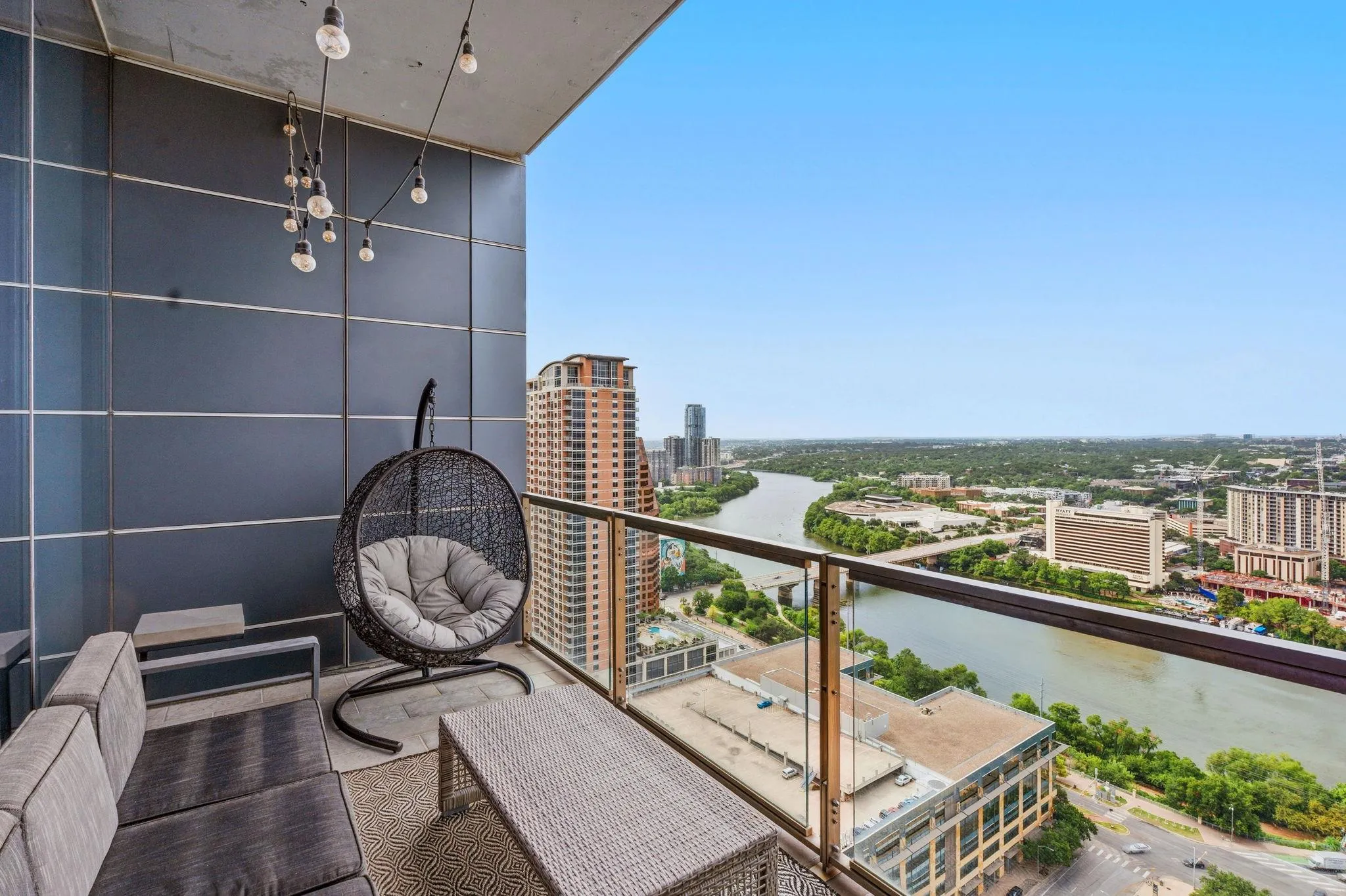 Photo of 210 LAVACA ST #2803, Austin, 78701
