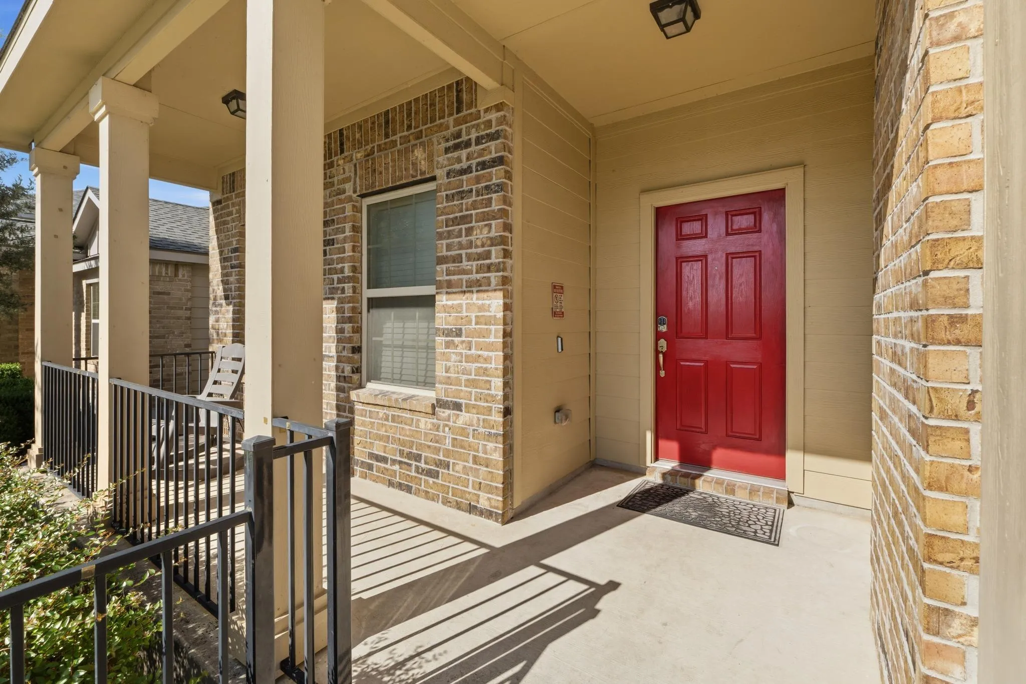 Photo 3 of 320 DRUSE LN