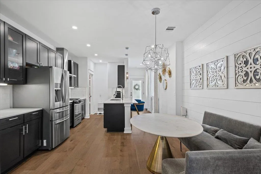 Photo 5 of 1405 CASEY ST #B