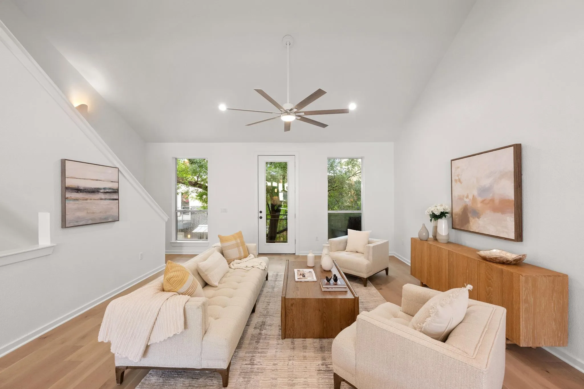 Photo 5 of 1205 KINNEY AVE #H