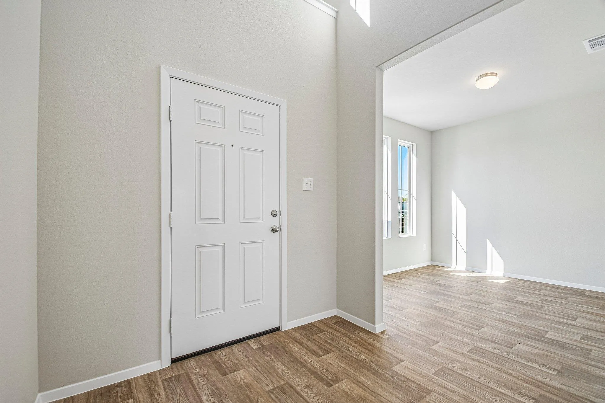 Photo 4 of 110 DESPERADO ST