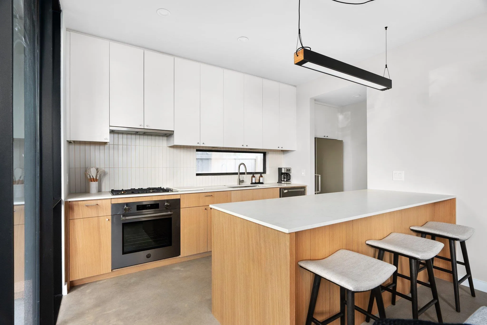 Photo 4 of 5313 AVENUE G ST #2