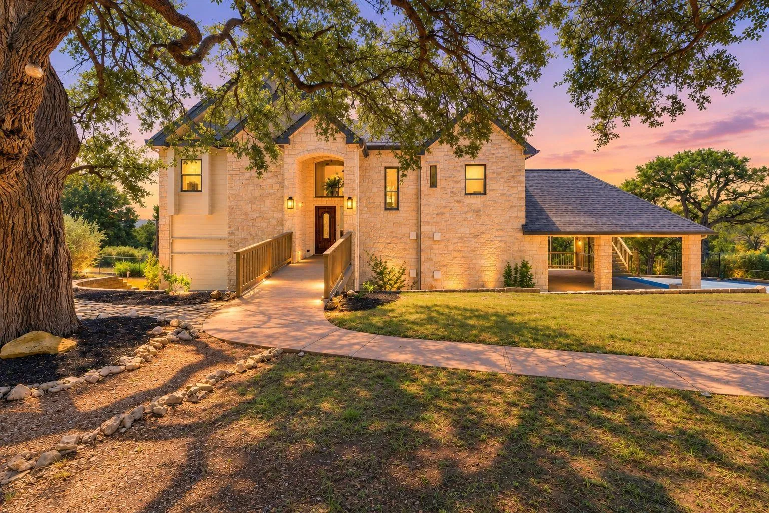 Photo of 18113 TRAVIS DR, Lago Vista, TX, 78645