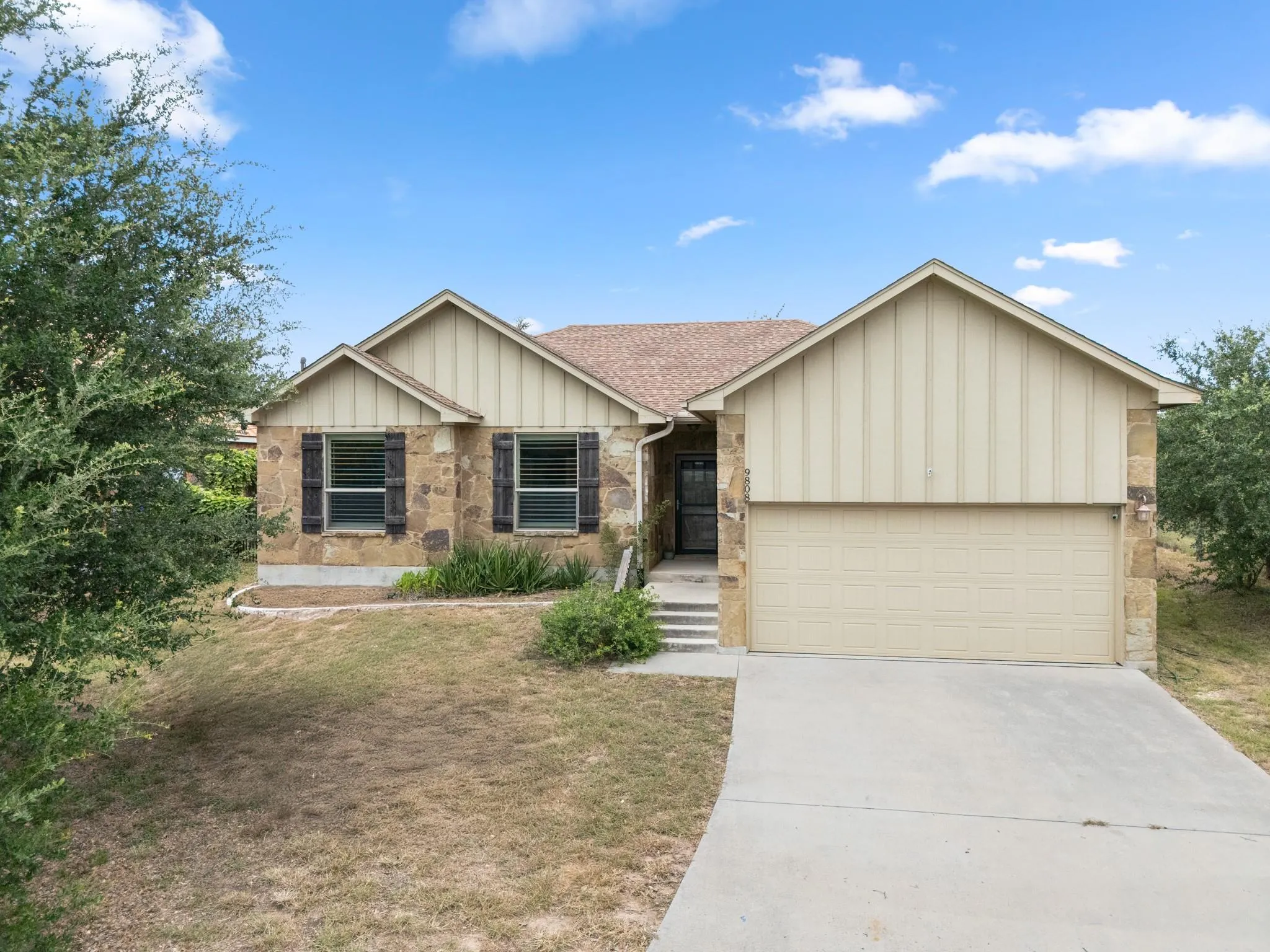 Photo of 9808 LONGHORN SKWY, Dripping Springs, TX, 78620