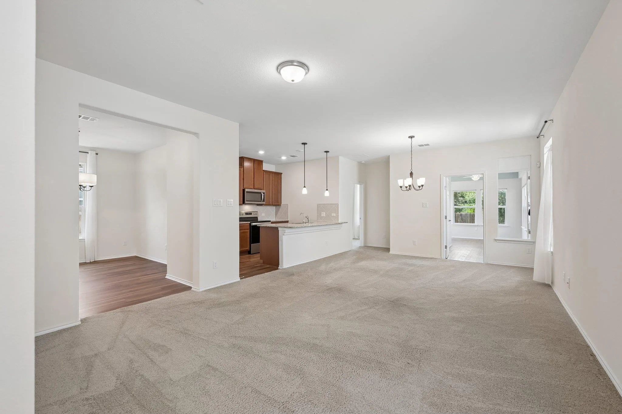 Photo 5 of 428 LOS COBOS LN
