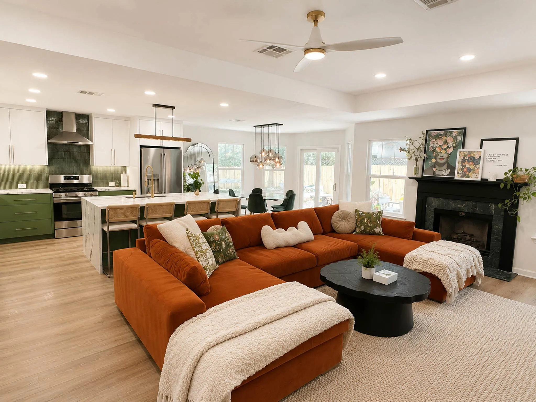 Photo 2 of 5405 AMANDA ELLIS CT