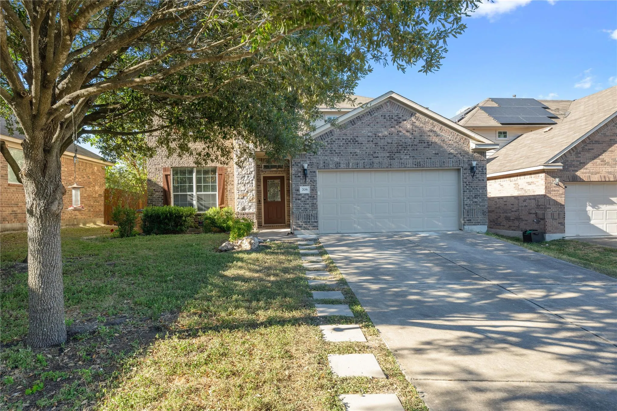 Photo 2 of 708 MARC TAYLOR DR
