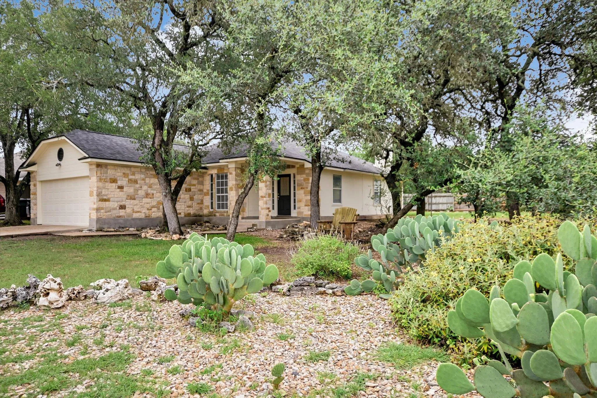 Photo of 5 DOGWOOD DR, Wimberley, TX, 78676