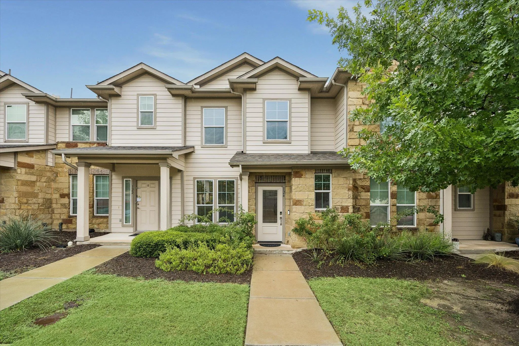 Photo of 124 HOMILY DR, Pflugerville, 78660