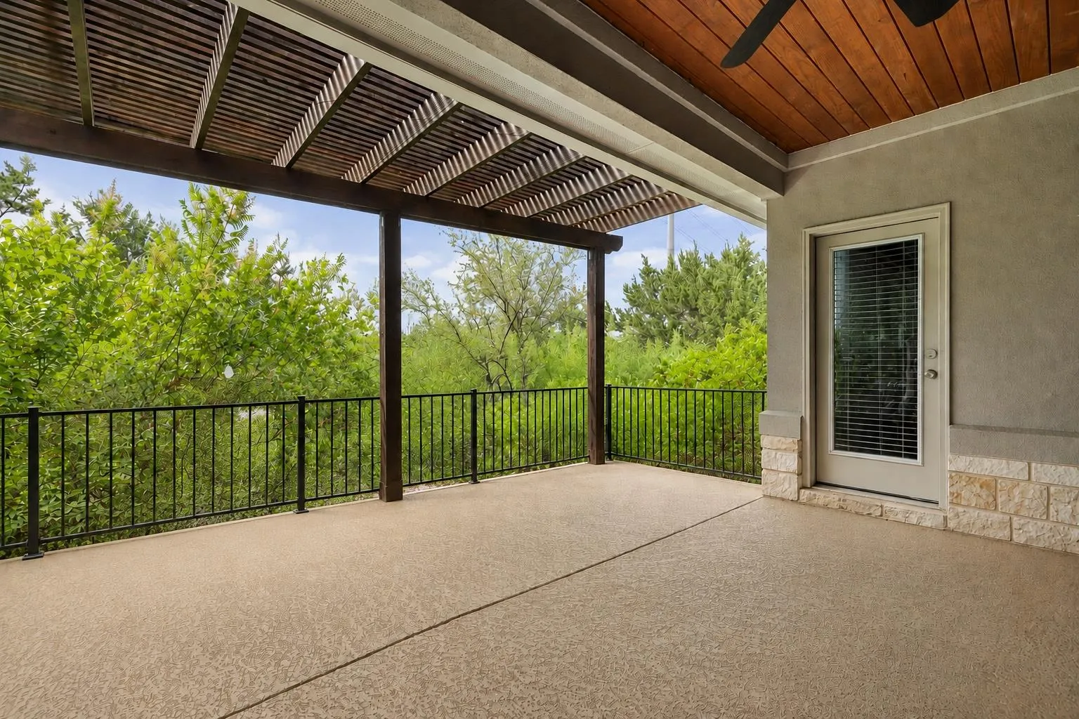 Photo 2 of 11912 MIRA VISTA WAY #VH28