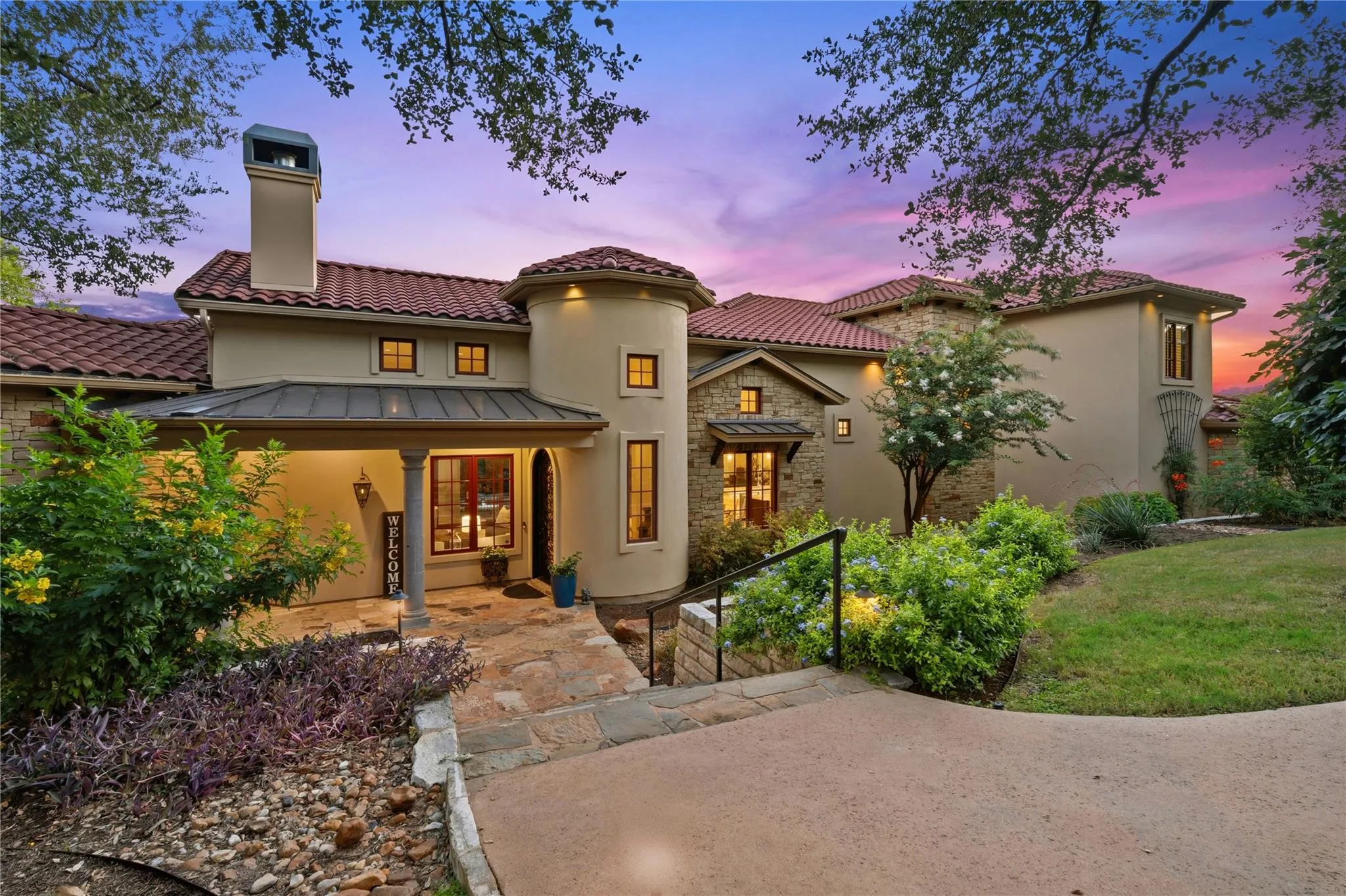 Photo of 4320 HOUSE OF YORK #6, Austin, TX, 78730