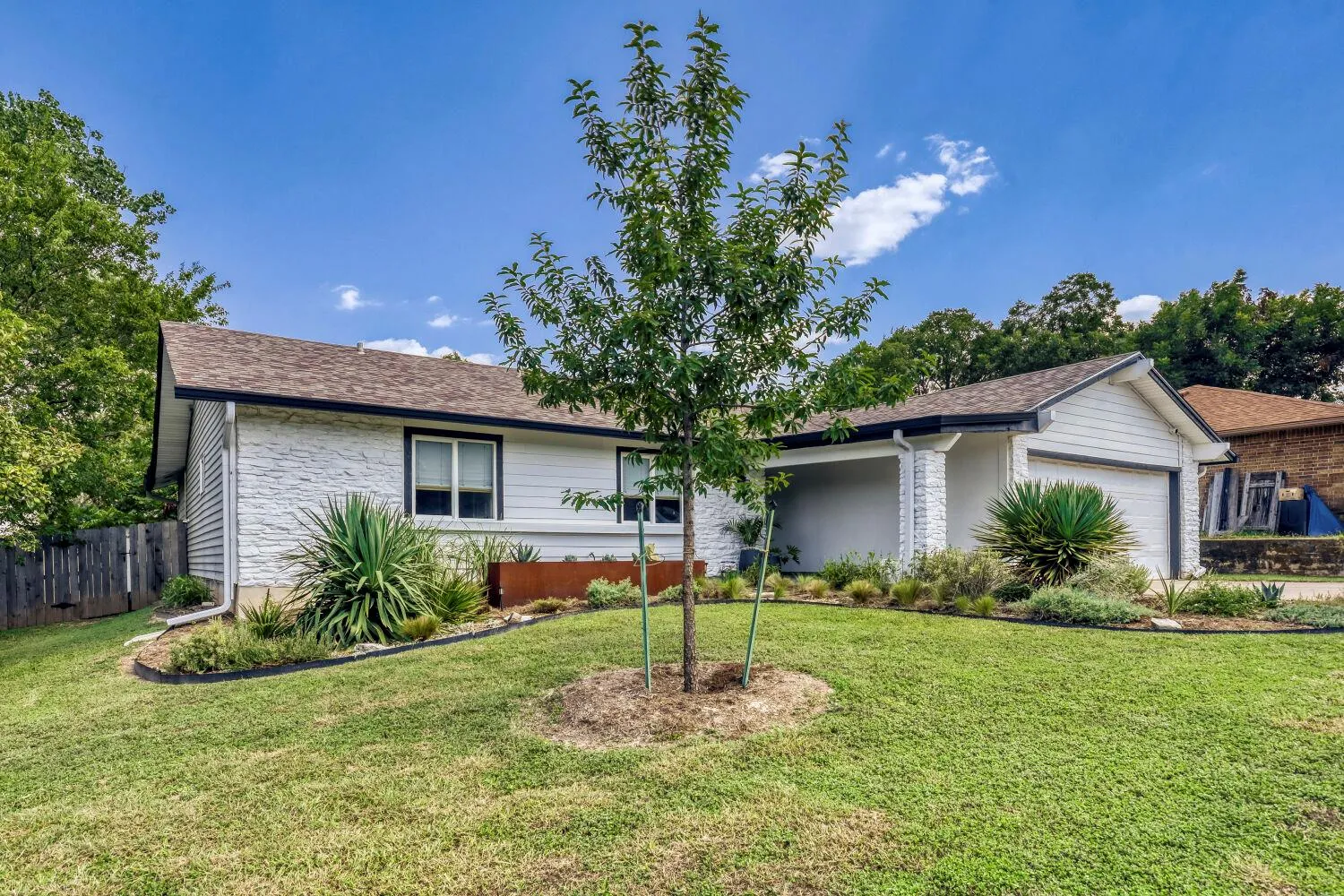Photo of 10109 WOODSTOCK DR, Austin, TX, 78753