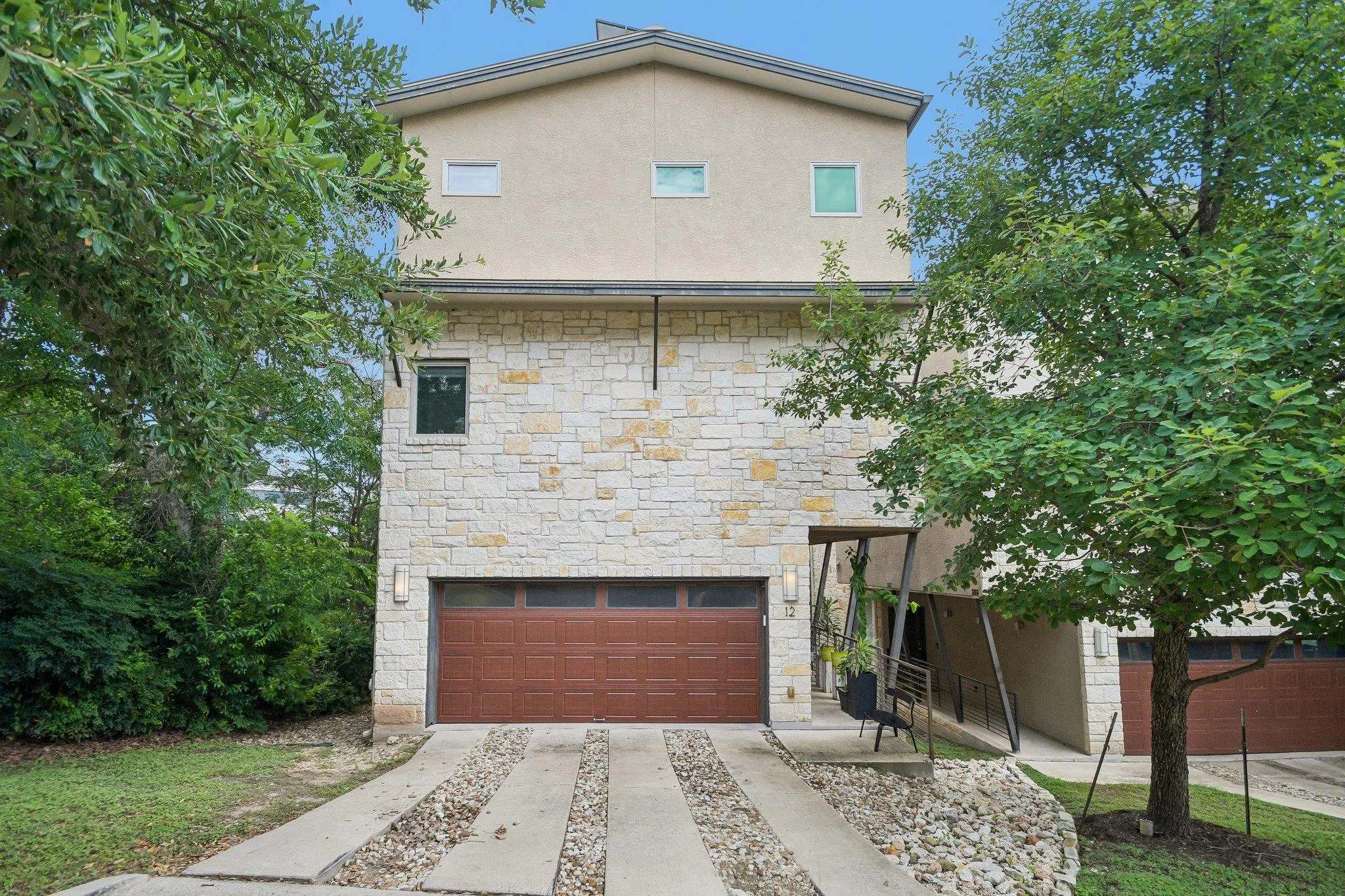 Photo 3 of 1142 LOST CREEK BLVD #12