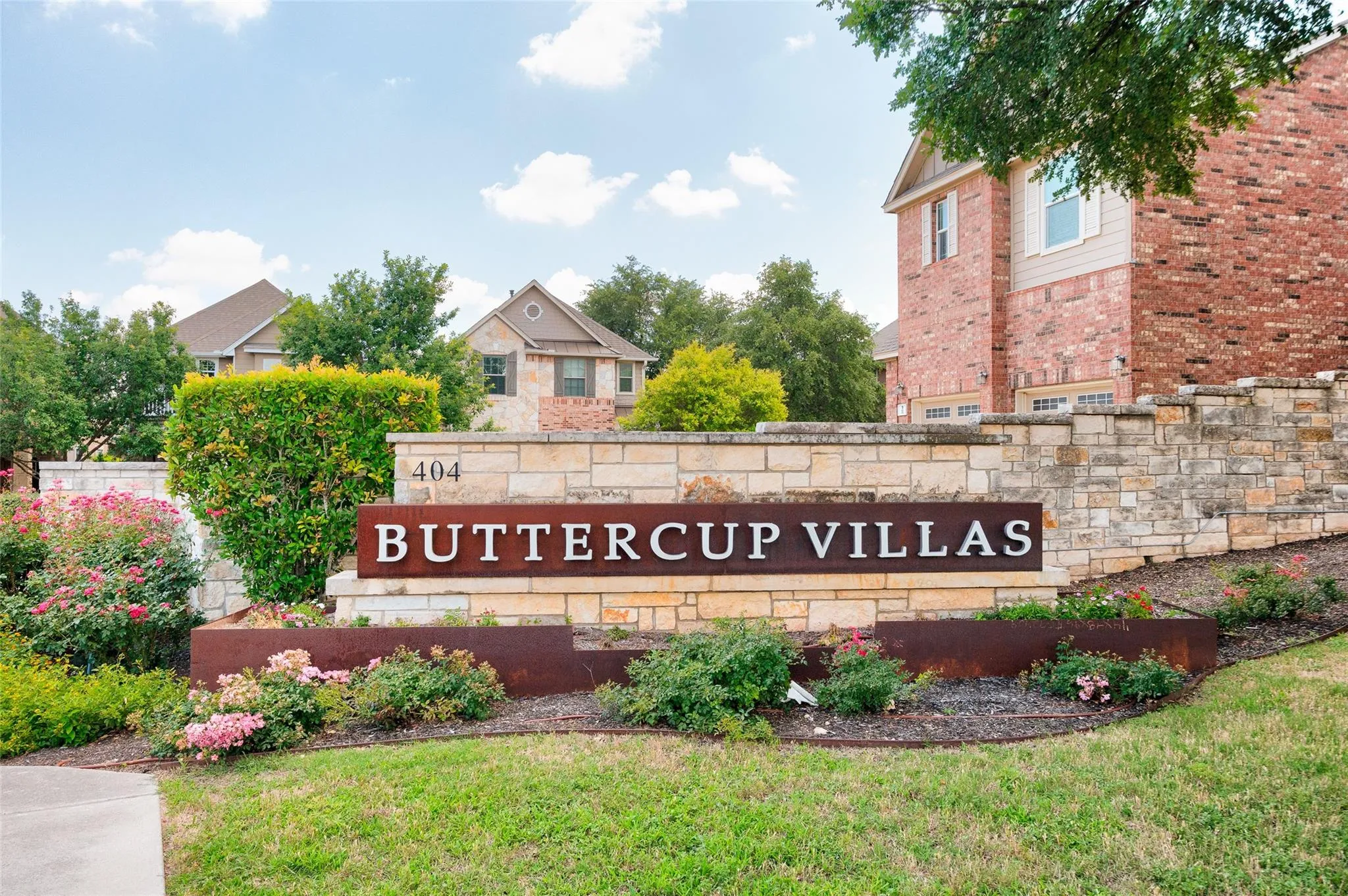 Photo 2 of 404 BUTTERCUP CREEK BLVD #20