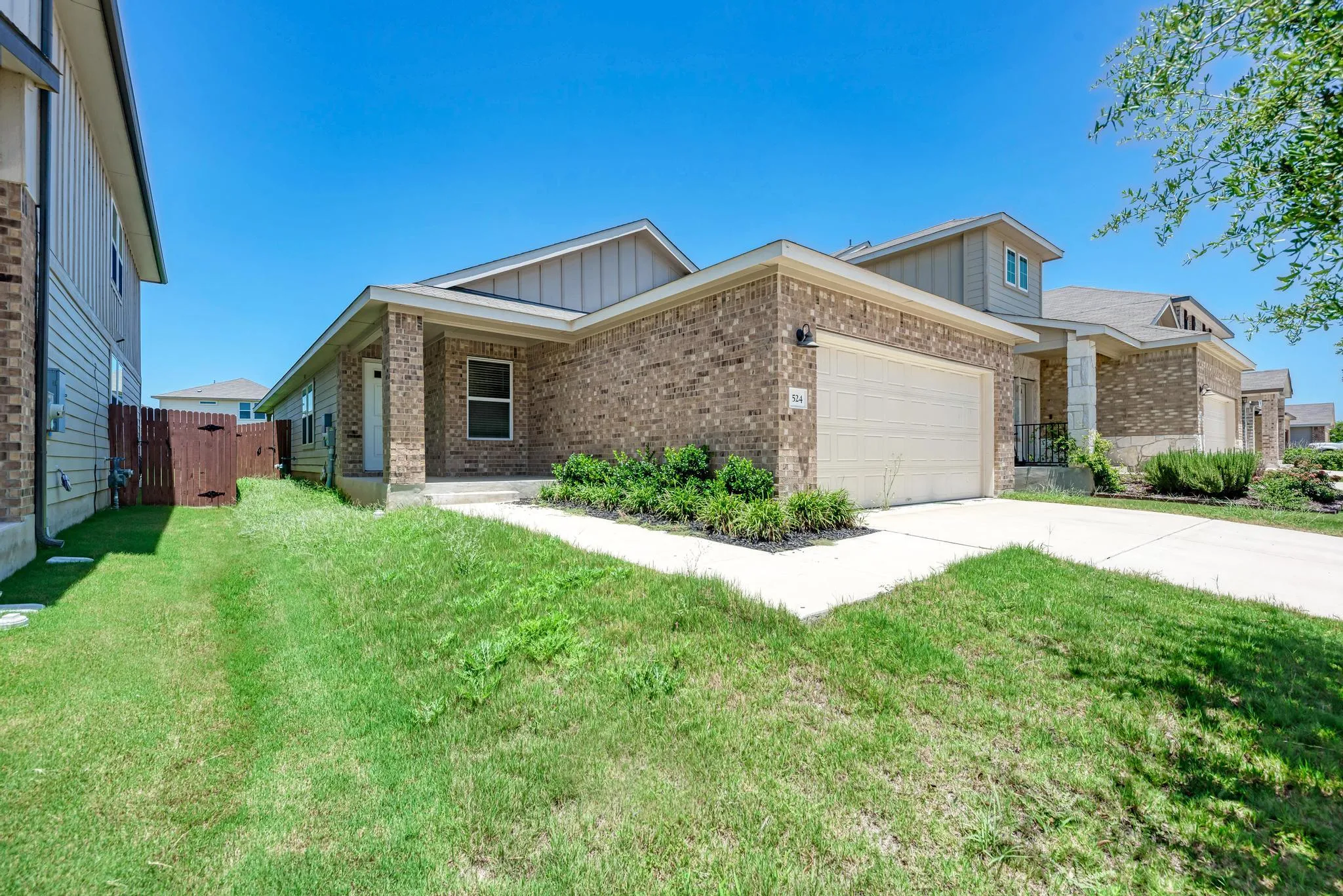 Photo of 524 LONGMOUNT CV, Liberty Hill, TX, 78642