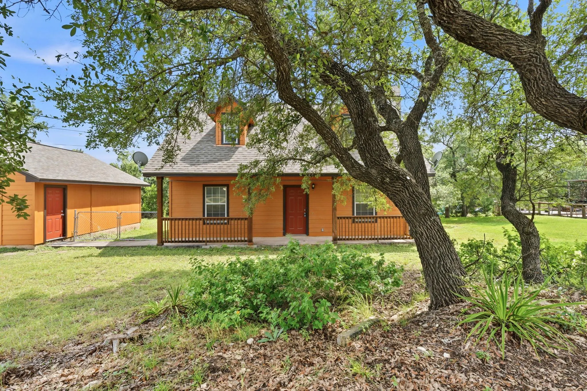 Photo 2 of 17509 VILLAGE DR