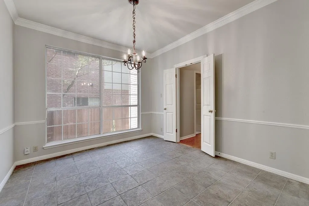 Photo 5 of 7600 ORRICK DR